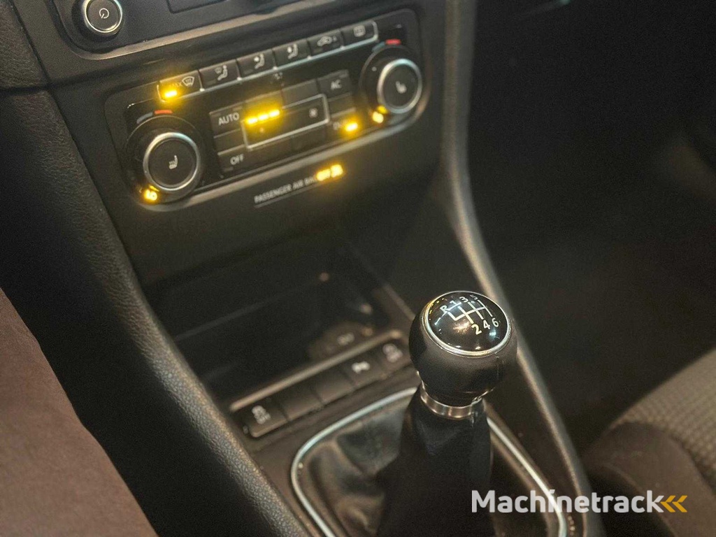 Volkswagen Golf 1.2 TSI Highline BlueMotion, NR-591-F