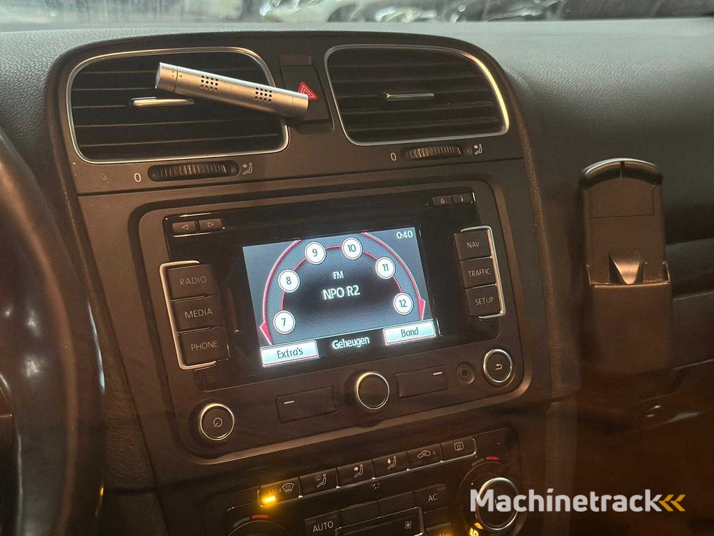 Volkswagen Golf 1.2 TSI Highline BlueMotion, NR-591-F