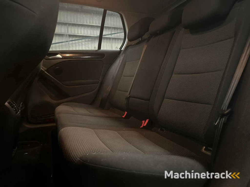 Volkswagen Golf 1.2 TSI Highline BlueMotion, NR-591-F