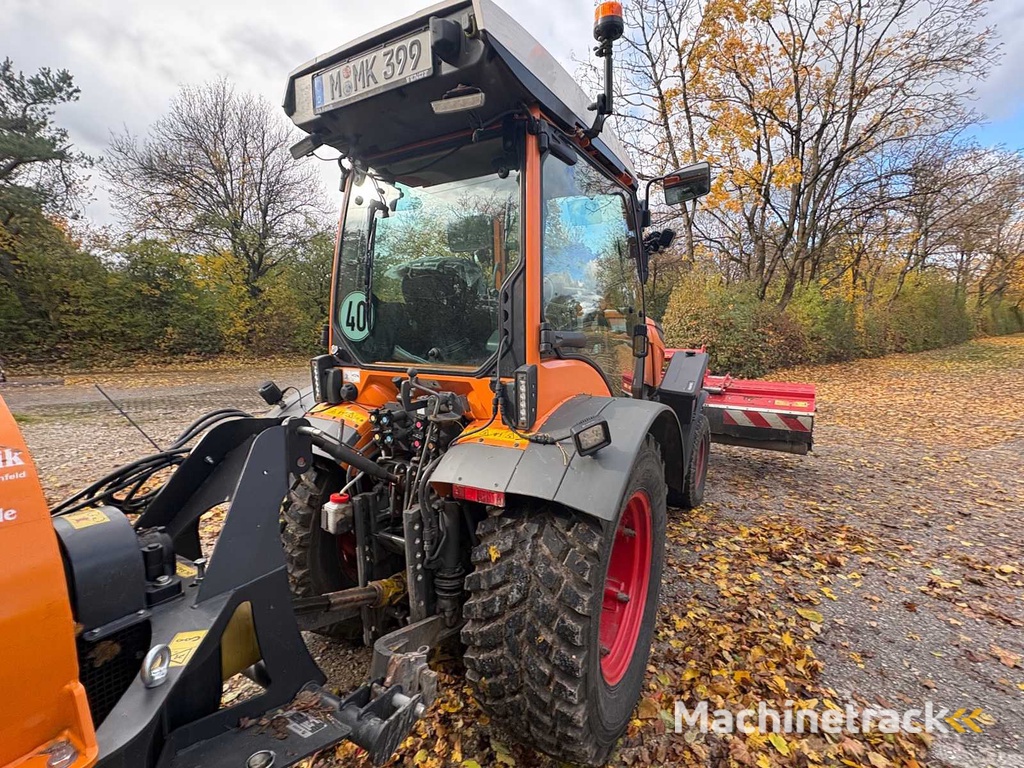 FENDT 209 V Vario Farm tractor with all-wheel drive
