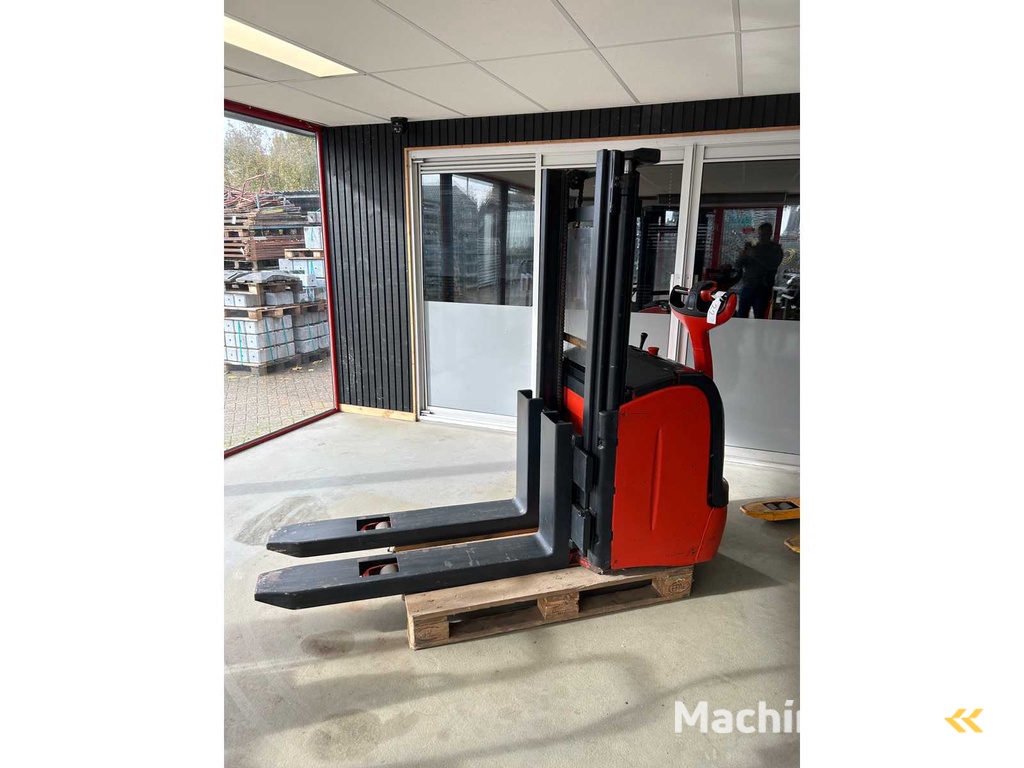 2001 Linde L14 Elektrostapler