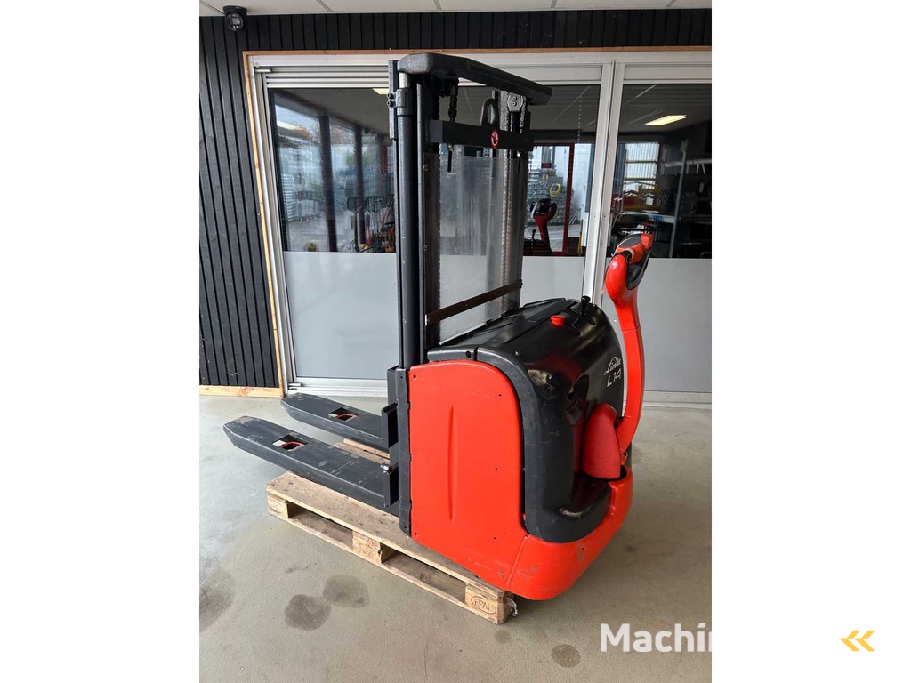 2001 Linde L14 Elektrostapler
