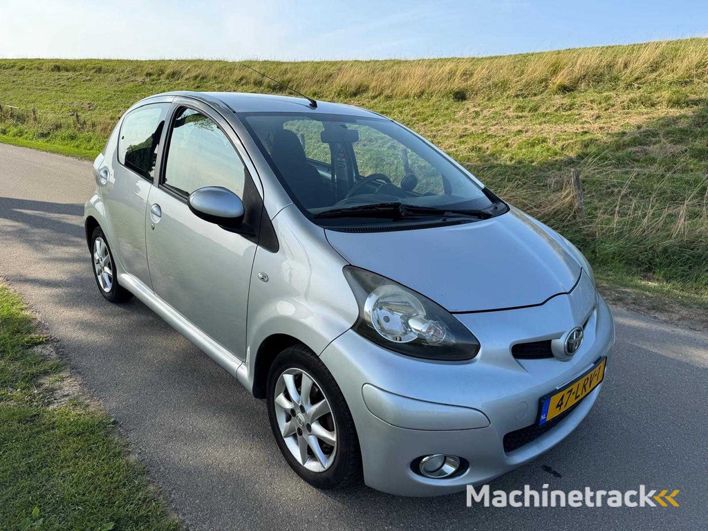Toyota Aygo 1.0-12V Komfort 5 Türen 47-LRV-1