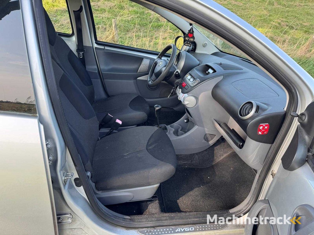 Toyota Aygo 1.0-12V Komfort 5 Türen 47-LRV-1