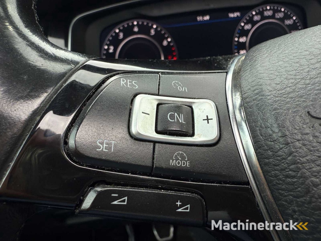 Volkswagen Golf 1.4 TSI Highline , K-590-BK