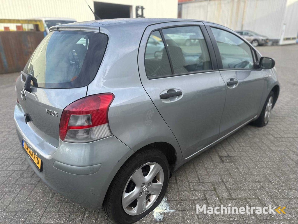 Toyota Yaris 1.0 VVTi Zugang, 15-XXK-6