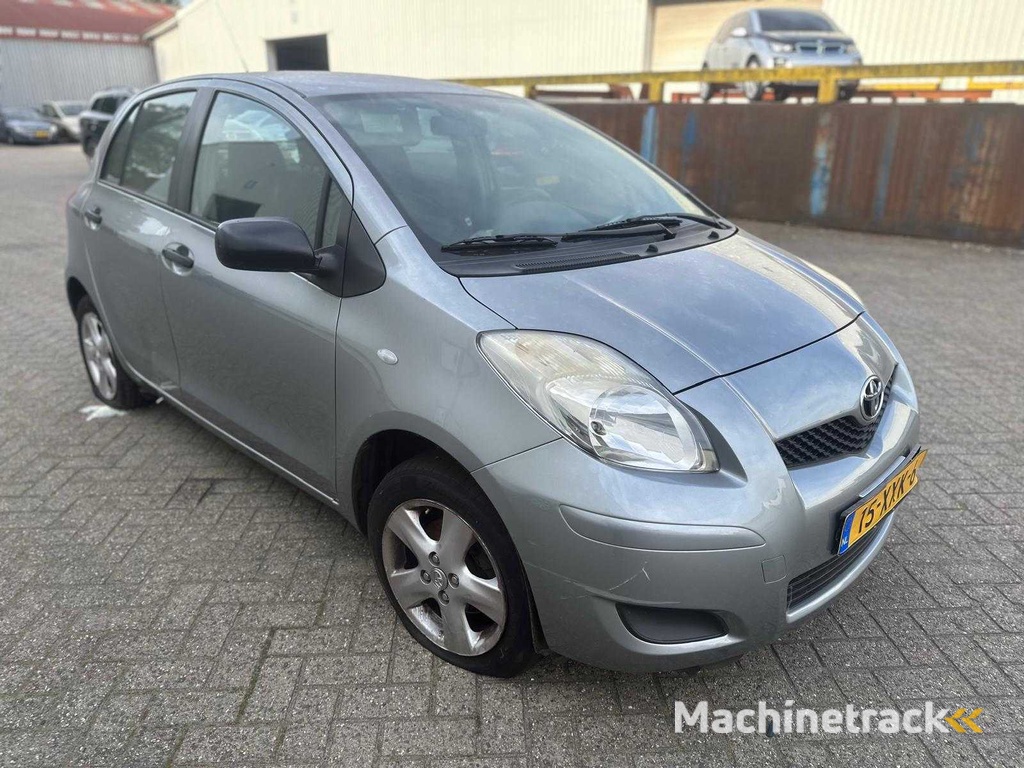 Toyota Yaris 1.0 VVTi Zugang, 15-XXK-6