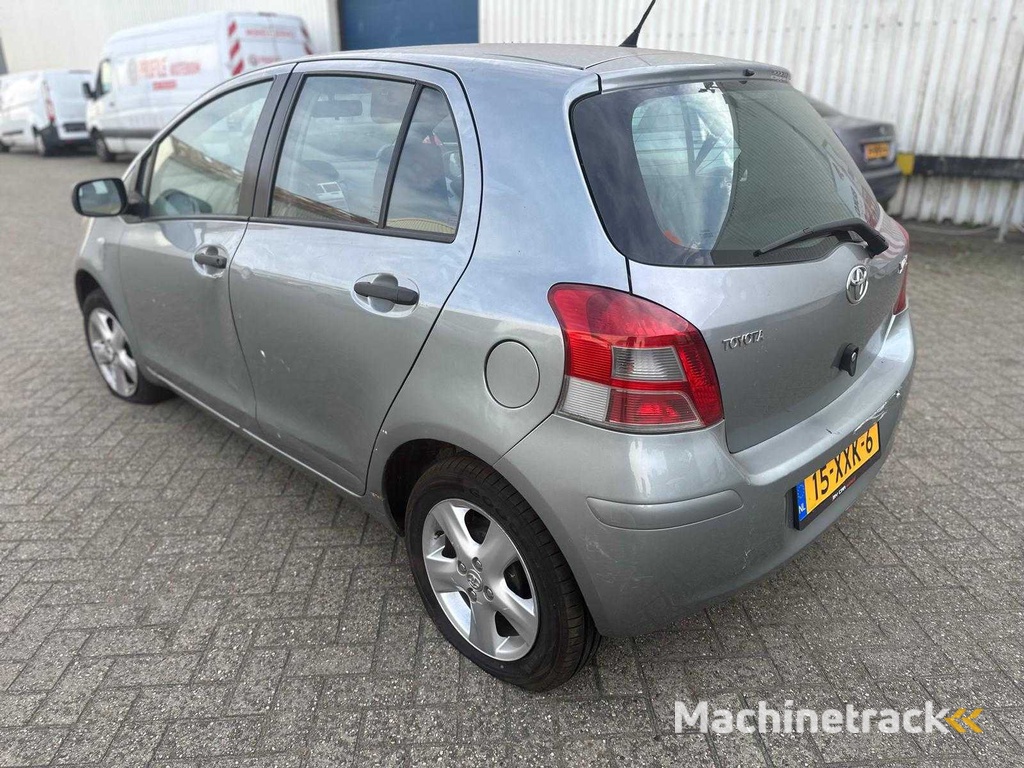 Toyota Yaris 1.0 VVTi Zugang, 15-XXK-6