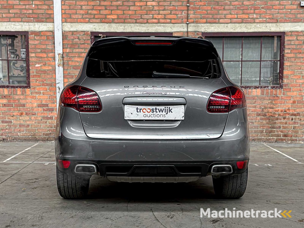 Porsche Cayenne 4.8 V8 S 405pk 2013