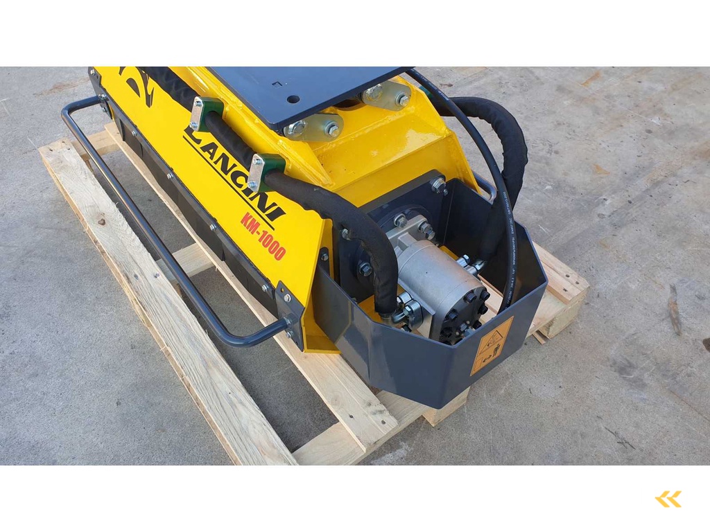 LANCINI KM-1000 Mulcher for excavator