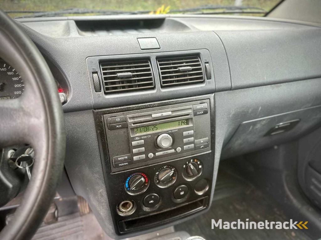 Ford Transit Connect T230L 1.8 TDCi, 71-VHL-5