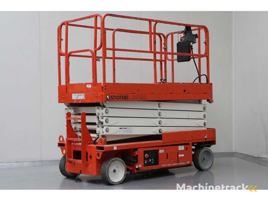 Snorkel - S2646E - Hoogwerker, 2015, werkhoogte 9920