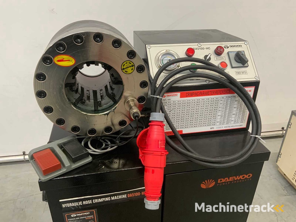 Daewoo DA5100-HC Hydraulic Hose Press
