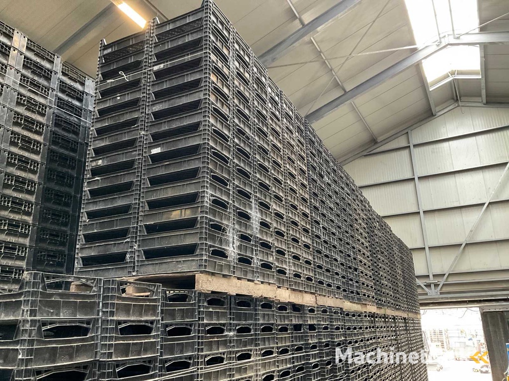 Ringo Plast 595x395x190 Spike box crate (720x)