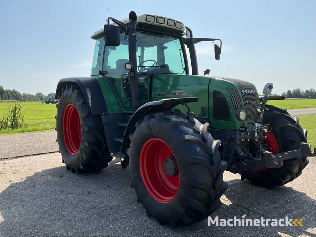 2001 Fendt Favorit 716 Vario All-wheel drive farm tractor