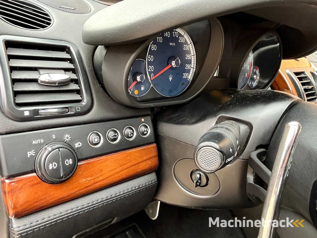 Maserati Quattroporte 4.2, Automatik, 21-XRL-9