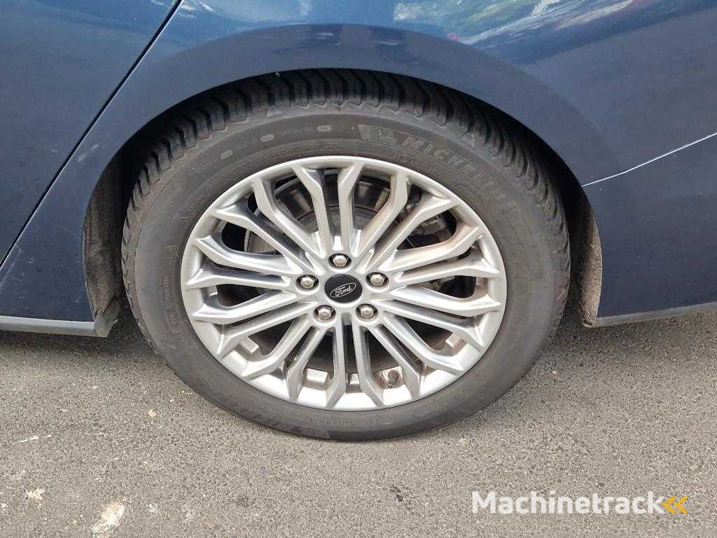 Ford Focus Wagon 1.0 EcoBoost Hybrid Titan X; J-914-ZS