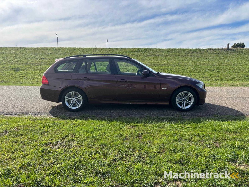 BMW 3-serie Touring 318i Business Line 2006 | 89-TK-JH i