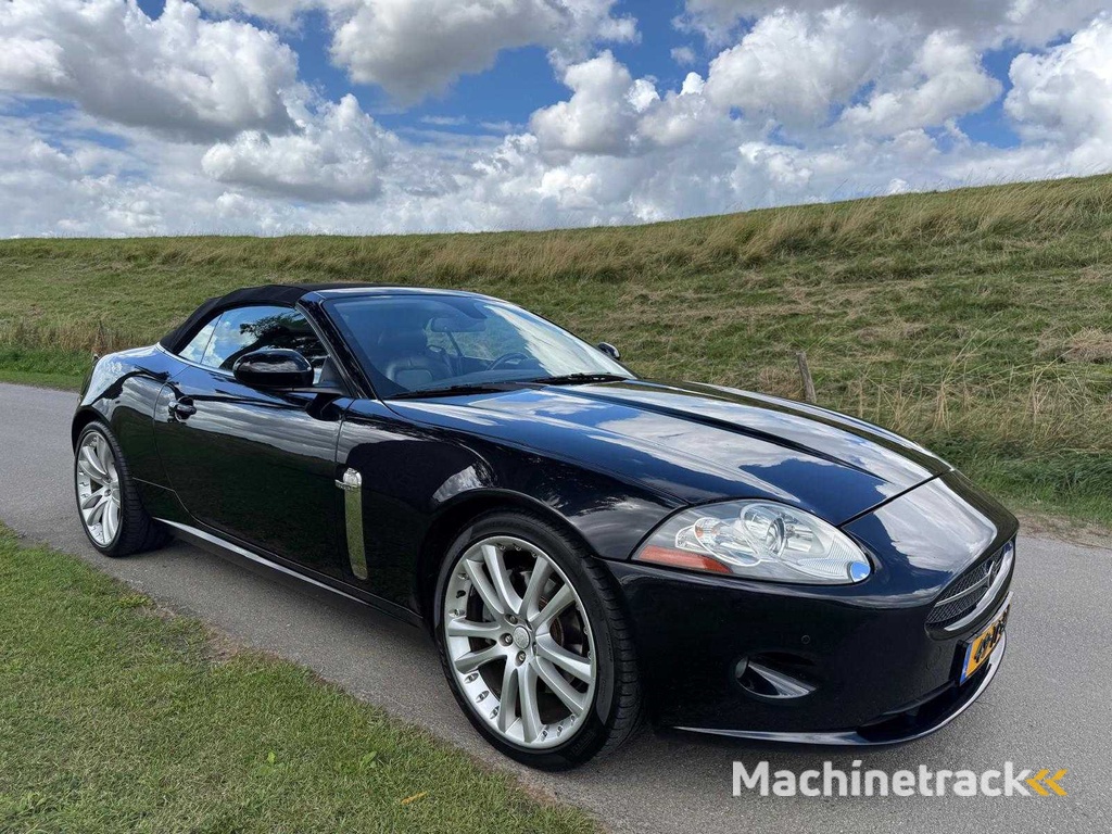 Jaguar XK 4.2 V8 Cabrio 49-TF-PJ