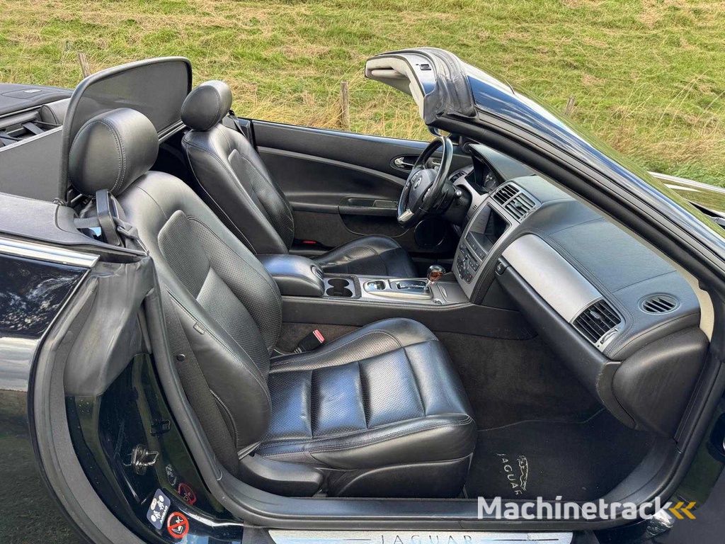 Jaguar XK 4.2 V8 Cabrio 49-TF-PJ
