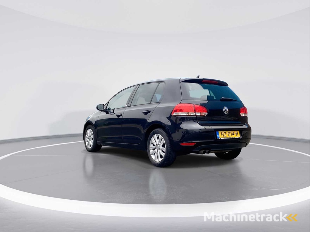 Volkswagen Golf 2.0 TDI Highline BlueMotion| HZ-014-R i