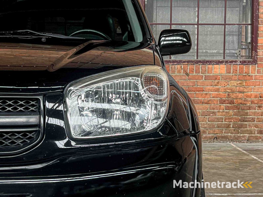 Toyota RAV4 2.0-16V VVT-i Sol (Automatik) 150PS 2004, 76-HFB-9 Youngtimer