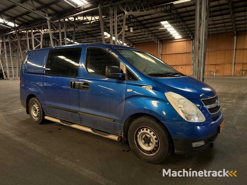 Hyundai - H 300 - 2.5 CRDi Dynamic Dubbel cabine 2-VDH-08