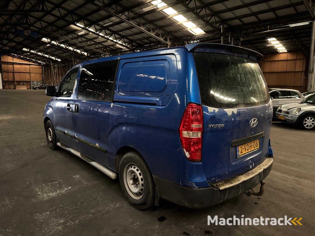 Hyundai - H 300 - 2.5 CRDi Dynamic Dubbel cabine 2-VDH-08