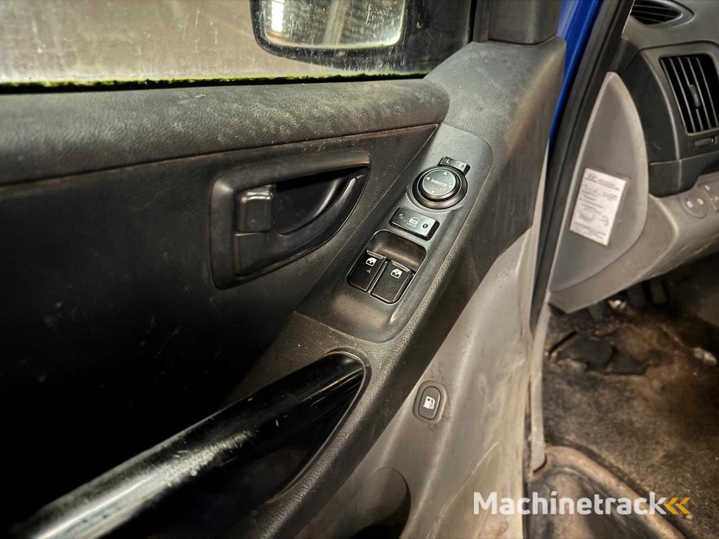 Hyundai - H 300 - 2.5 CRDi Dynamic Dubbel cabine 2-VDH-08