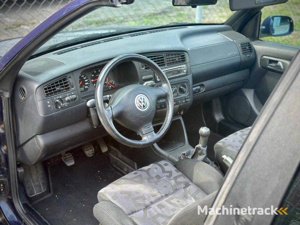Volkswagen Golf Cabriolet 1.8 Trendline, XL-VR-58