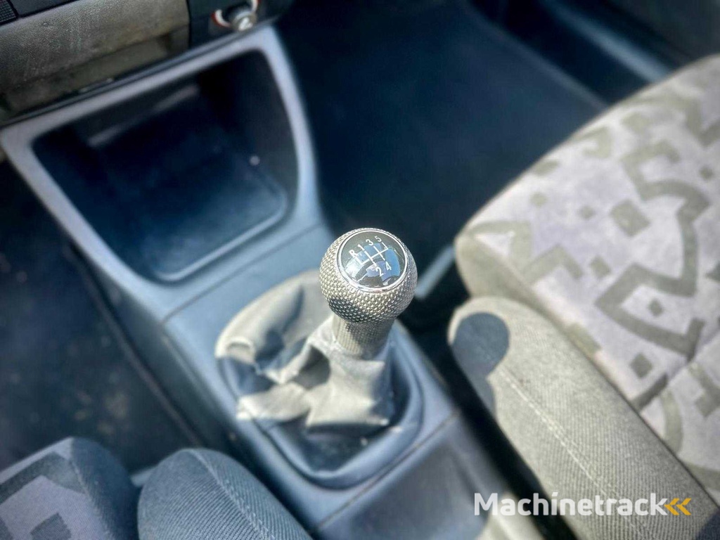 Volkswagen Golf Cabriolet 1.8 Trendline, XL-VR-58