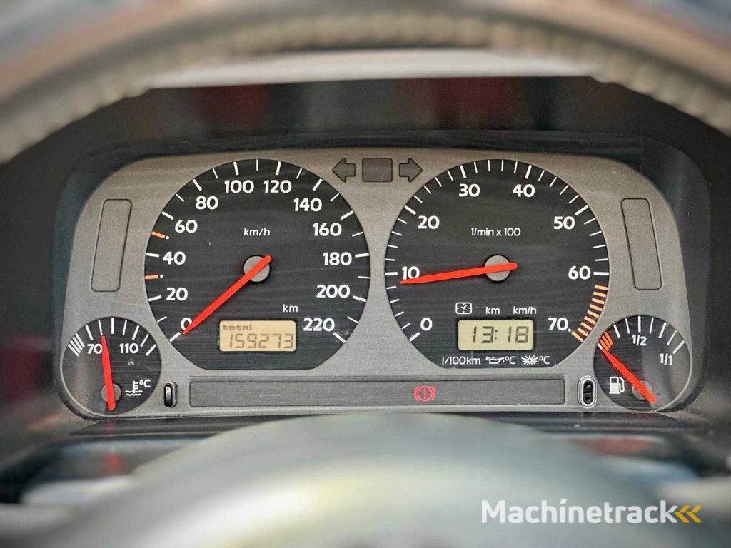 Volkswagen Golf Cabriolet 1.8 Trendline, XL-VR-58