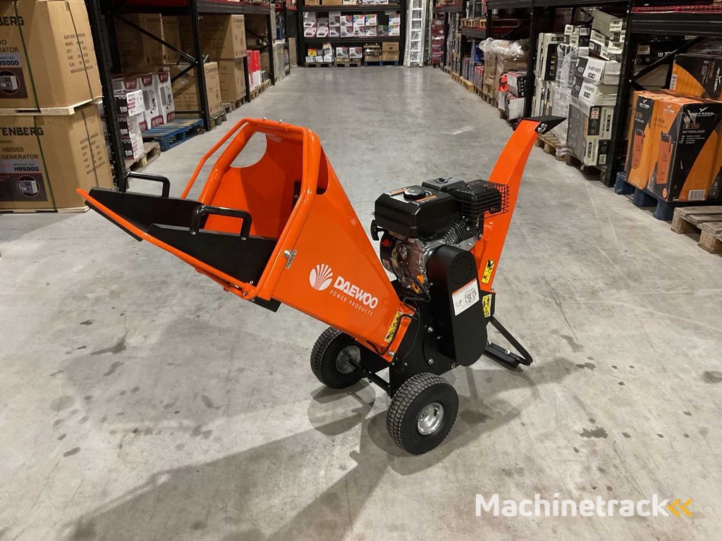 2025 Daewoo DWFWC230 Wood Chipper