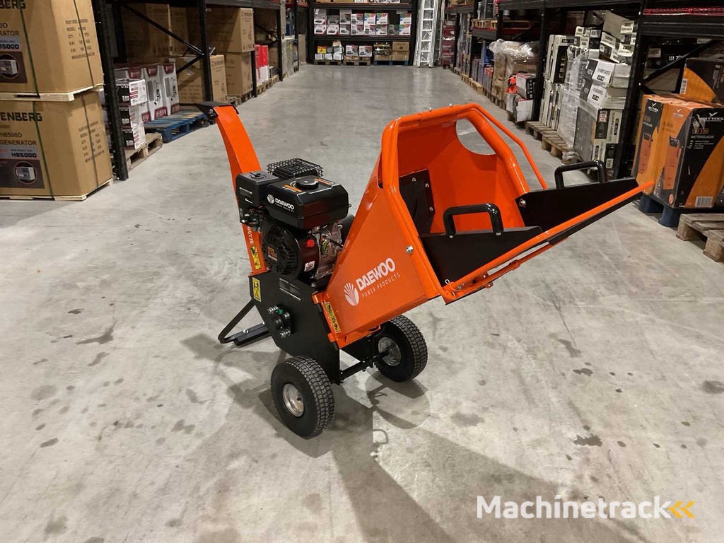 2025 Daewoo DWFWC230 Wood Chipper