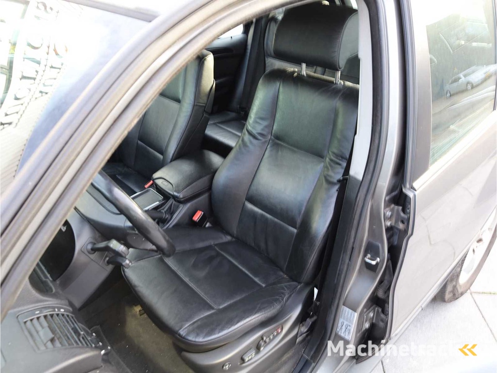 BMW X5 3.0i Automaat 2005, 27-RJ-DB