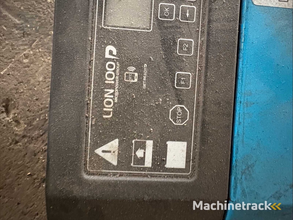 PFEIFFER GROUP Lion 100 P Batterieladegerät