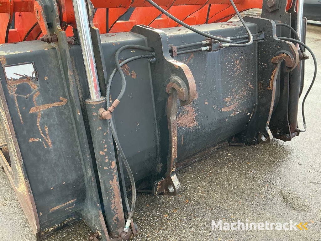 Hekamp Silage bucket with top clamp (grab) Excavator bucket/silage bucket/feed trough