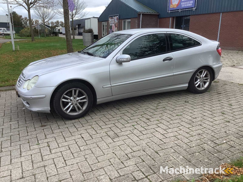 2003 Mercedes-Benz C-Klasse Sportcoupé 180 K. Amice Pkw