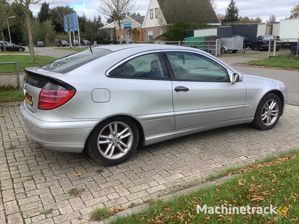 2003 Mercedes-Benz C-Klasse Sportcoupé 180 K. Amice Pkw