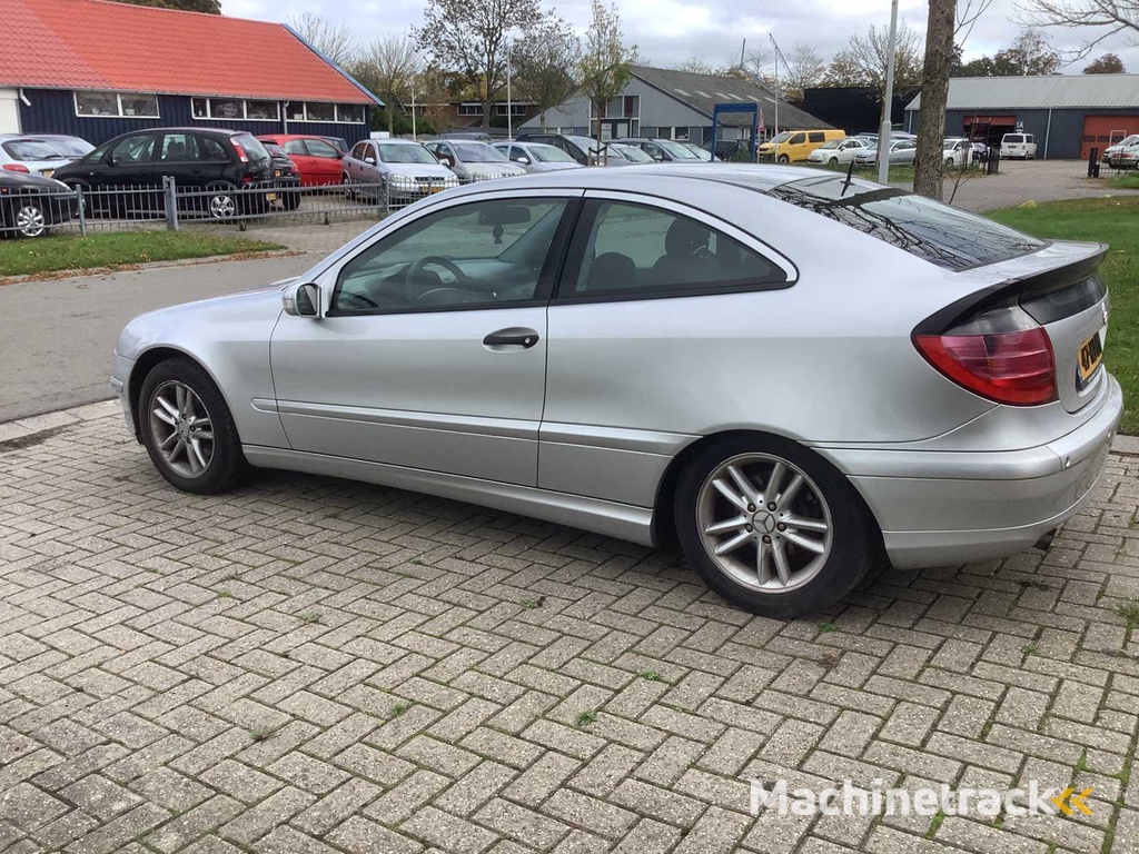 2003 Mercedes-Benz C-Klasse Sportcoupé 180 K. Amice Pkw