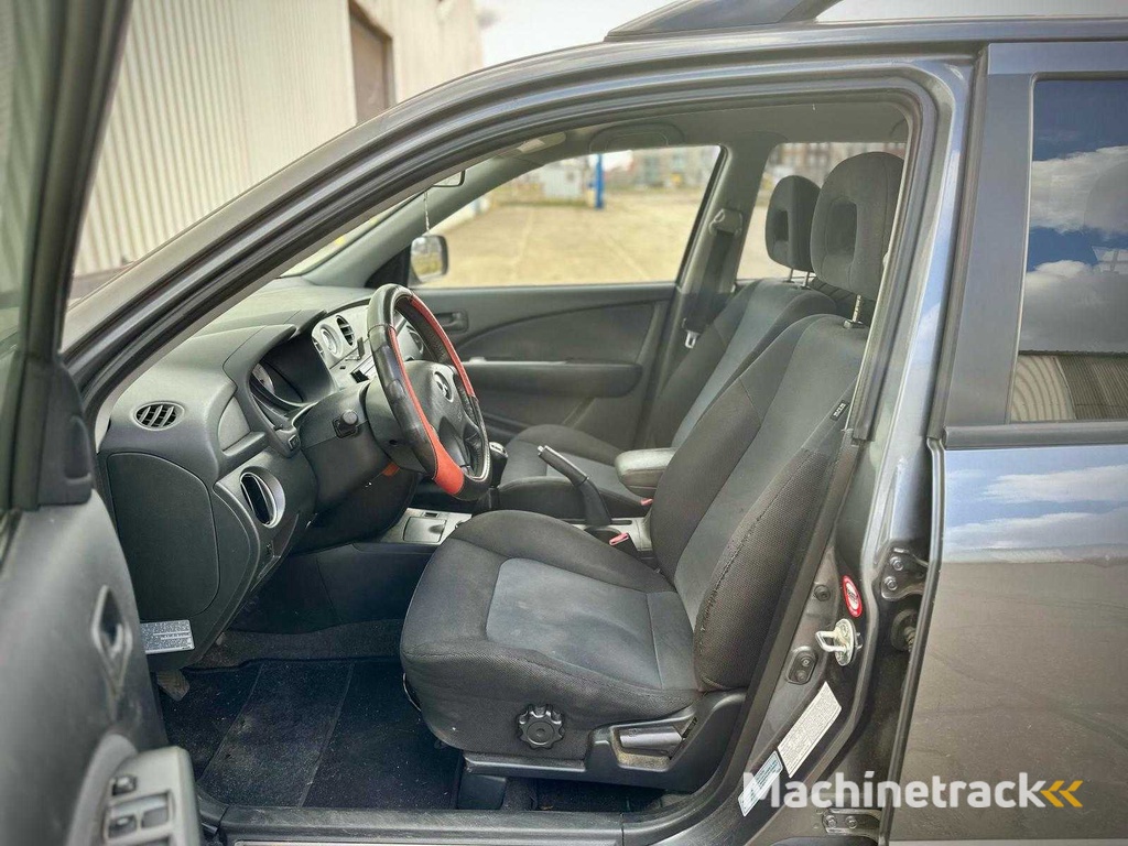 Mitsubishi Outlander Sport 2.0 Invite+, 33-TB-JG