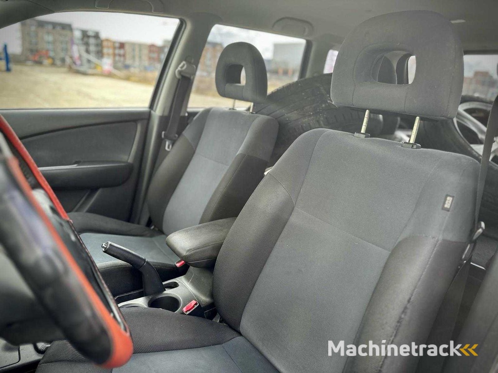 Mitsubishi Outlander Sport 2.0 Invite+, 33-TB-JG