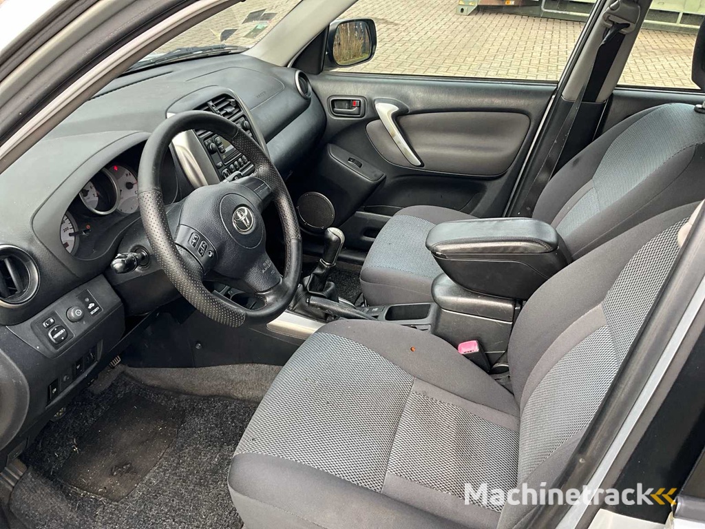 2005 Toyota RAV 4 PKW