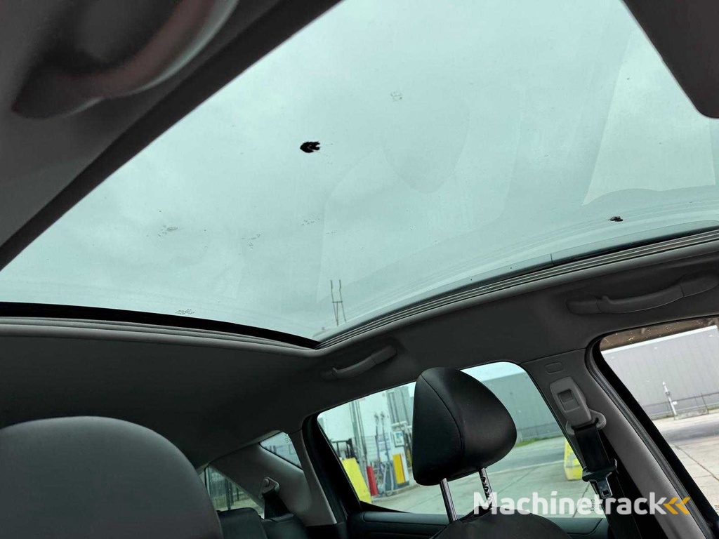 Peugeot 207 SW Outdoor 1.6 VTi Pano Clima 94-SBL-4