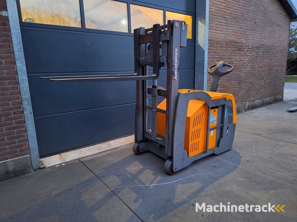 Junheinrich - Freikornstapler - Stapler