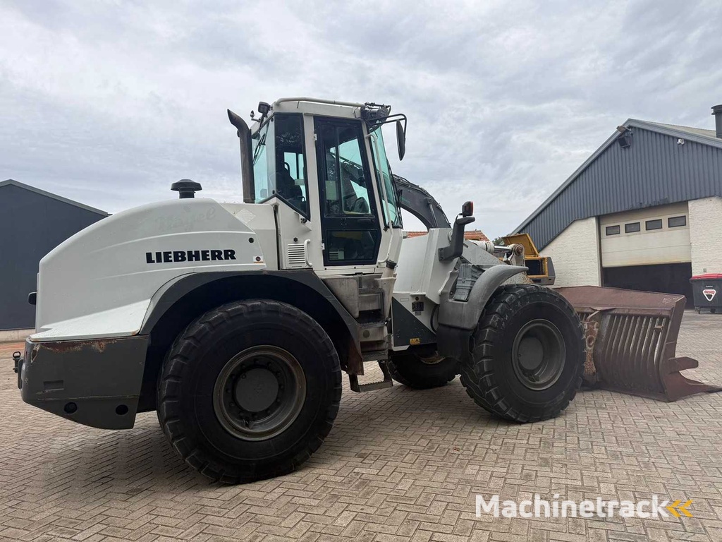 Liebherr - L 538 - Schaufel