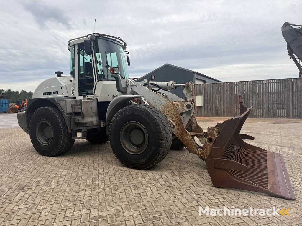 Liebherr - L 538 - Schaufel