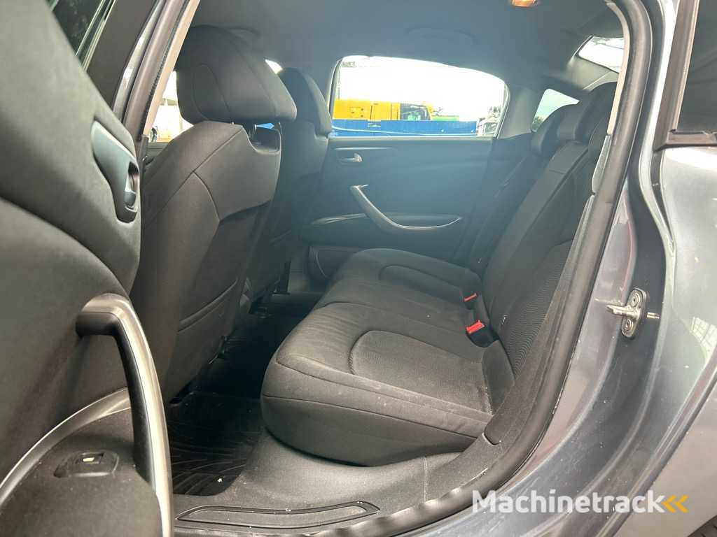 Citroen C5 1.6 VTi Attraction ; 13-PSL-5