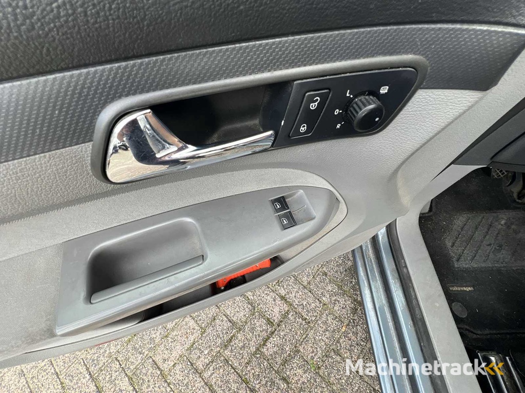 Volkswagen Caddy Maxi 1.9 TDI Comfortl 7persoons 2010 | 17-NBK-2