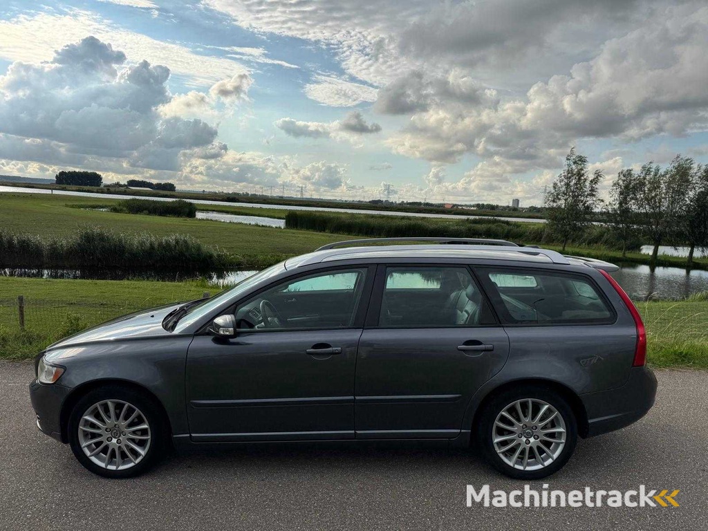 Volvo  V50  2.0 Edition II 74-GHP-2